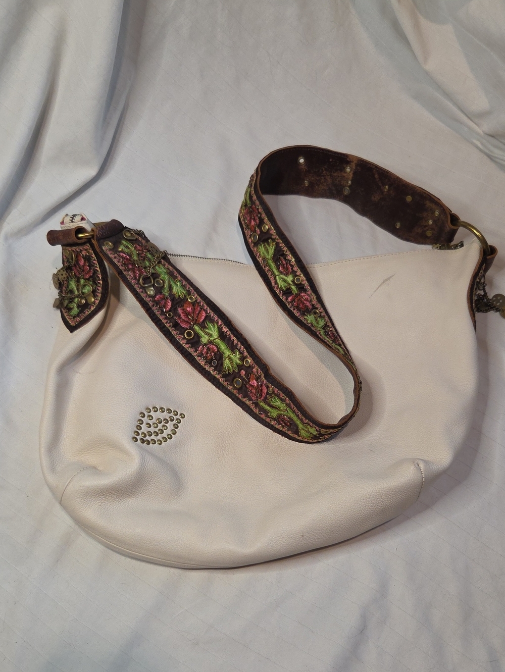 Cream Leather Shoulder Bag with Embroidered Leather Floral Metal Strap